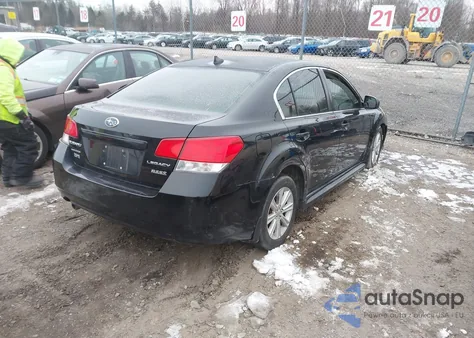 2011 Subaru Legacy 2.5I Premium z USA, uszkodzony, nr VIN 4S3BMBH69B3217226